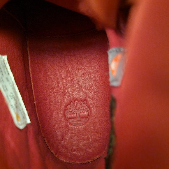 Timberland Premium Waterproof Lug Sole Boot, RUBY NUBUCK LEATHER,Size 8.5, NWOB - Picture 13 of 16